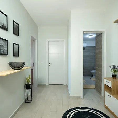 Apartment Dyrrachium Center By Tok Durrës